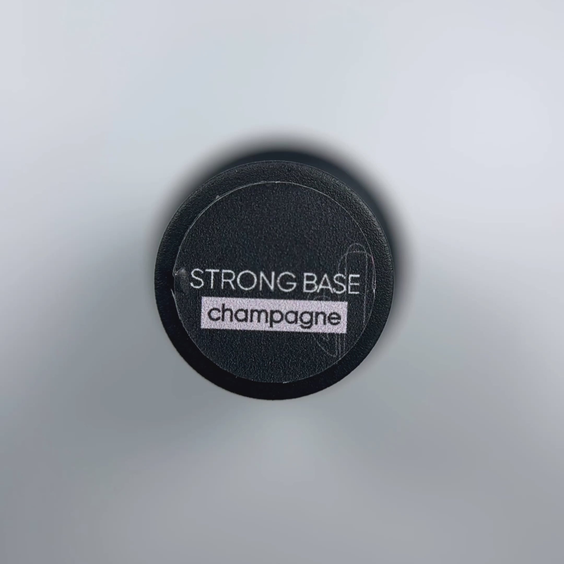 Subir vídeo: Stesura base semipermanente strong - Champagne