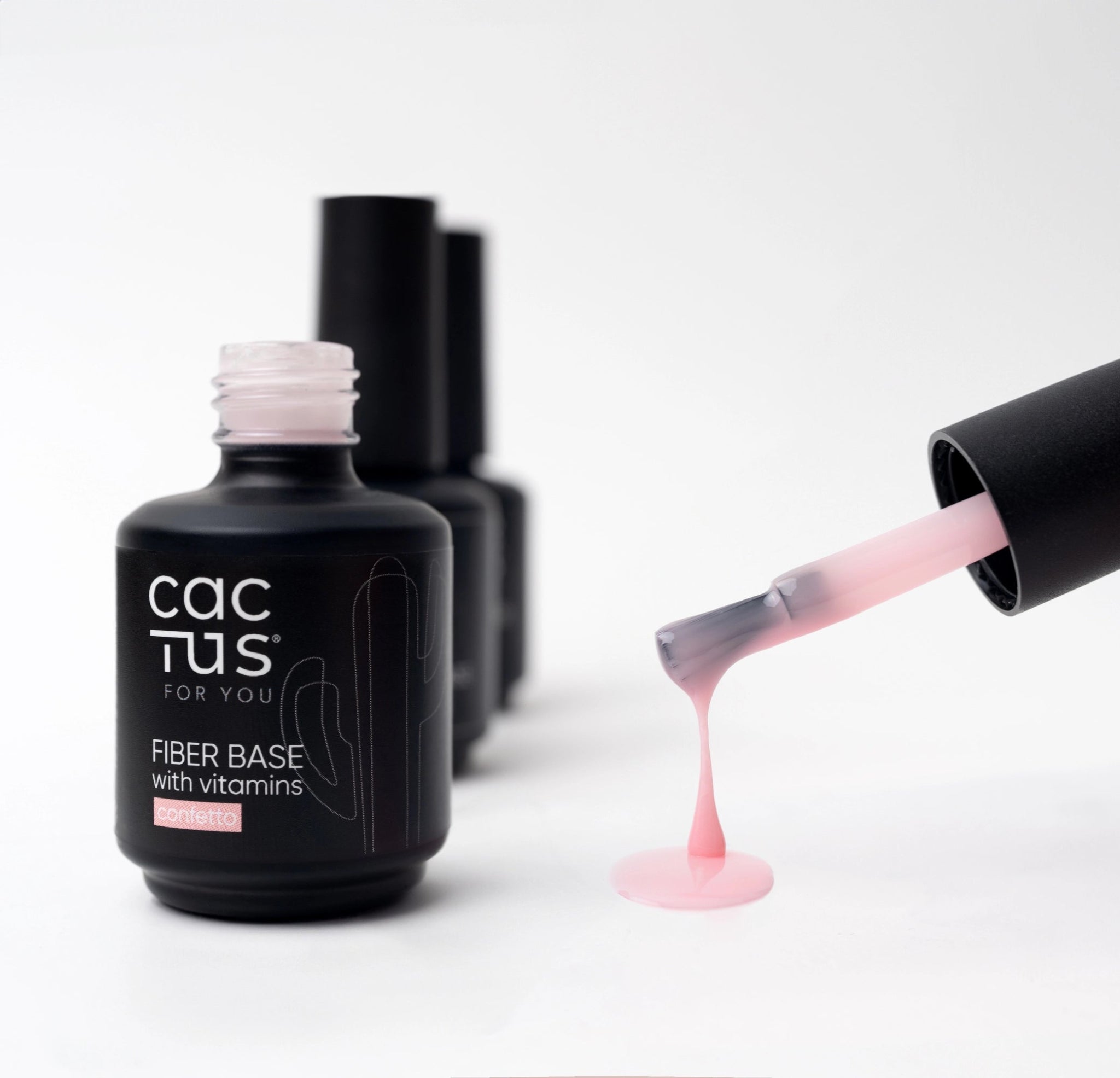 Base semipermanente Cactus for You con fibre e vitamine, colore confetto.