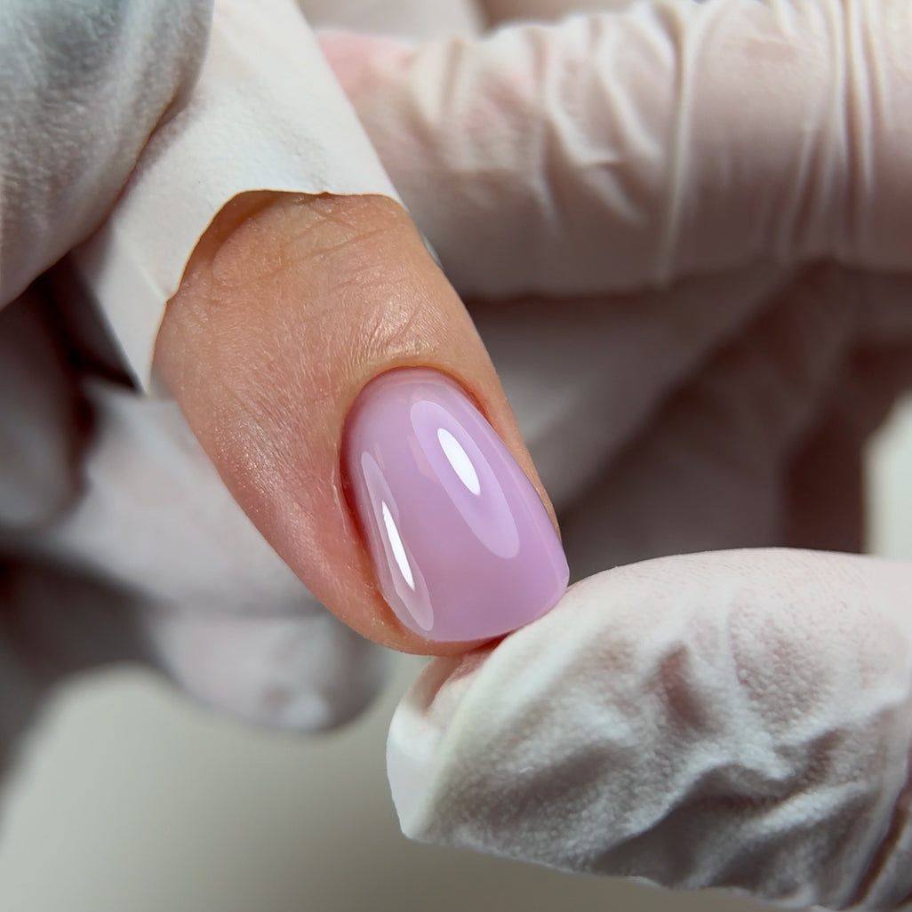 Strengthen thin nails with Strong Base