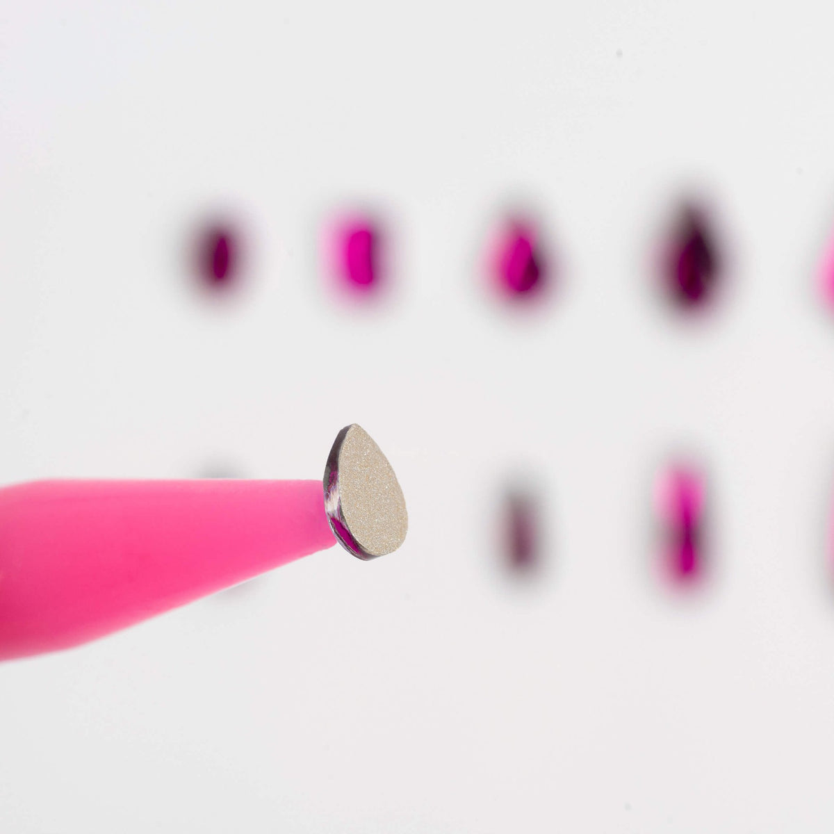 Fuxia crystals for nails