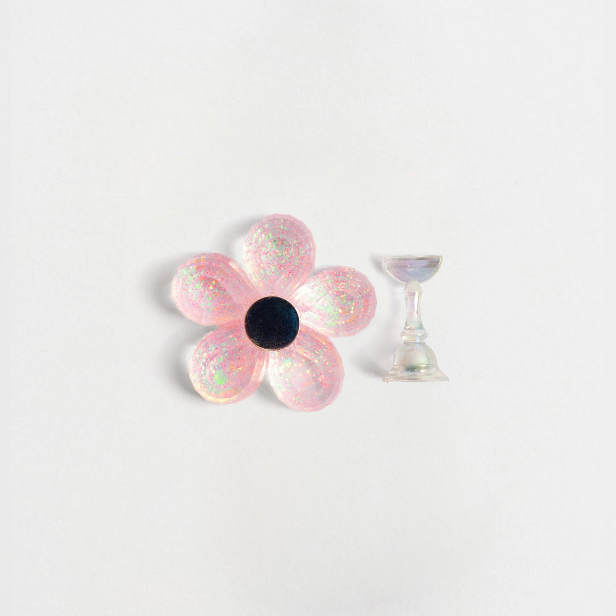 Tip holder for decorations