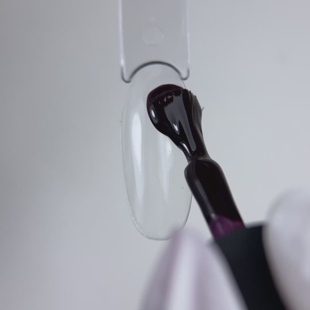 Upload video: Semi-permanent Cat Eye Nail Polish C178