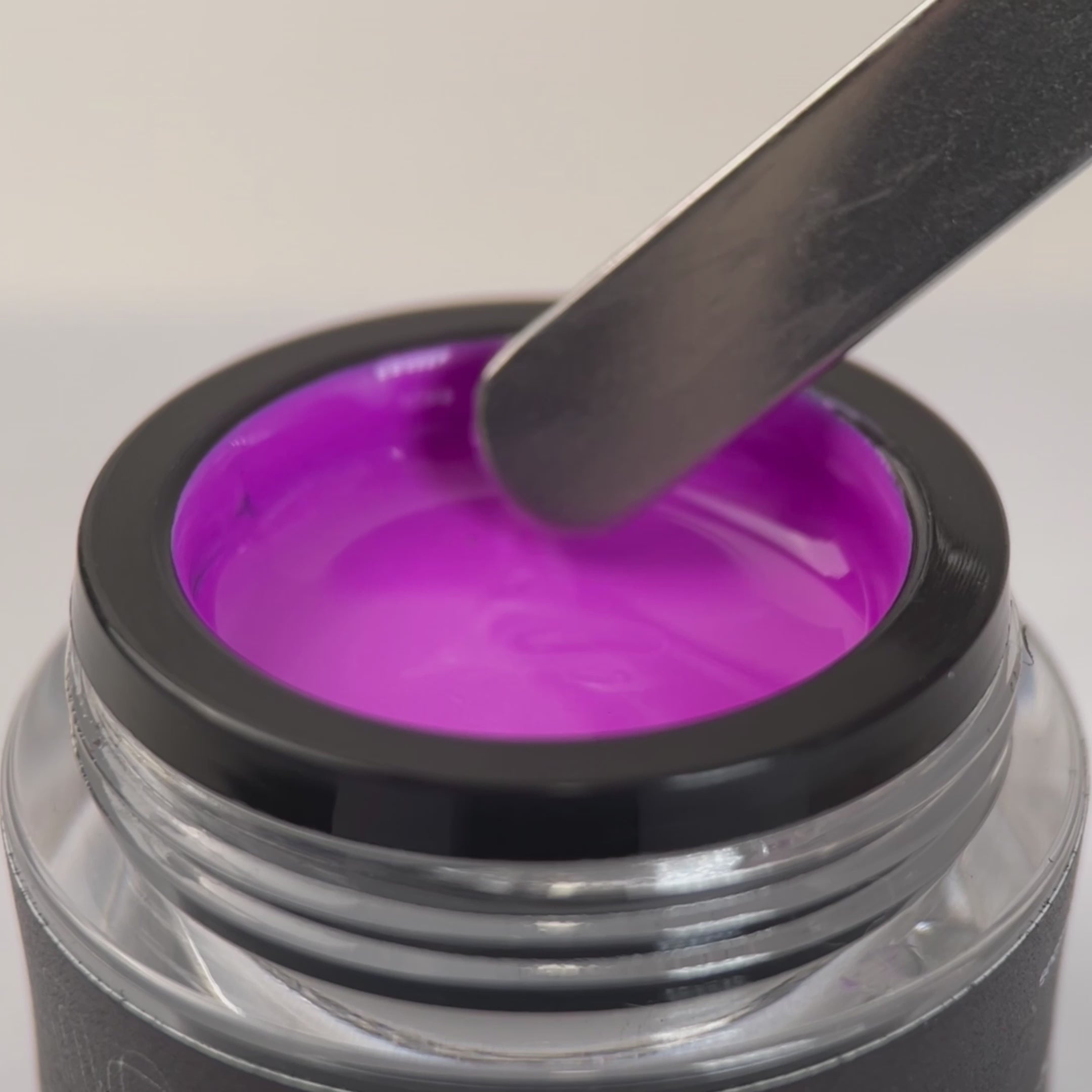 Carica video: Gel per decorazioni Painting Gel - purple