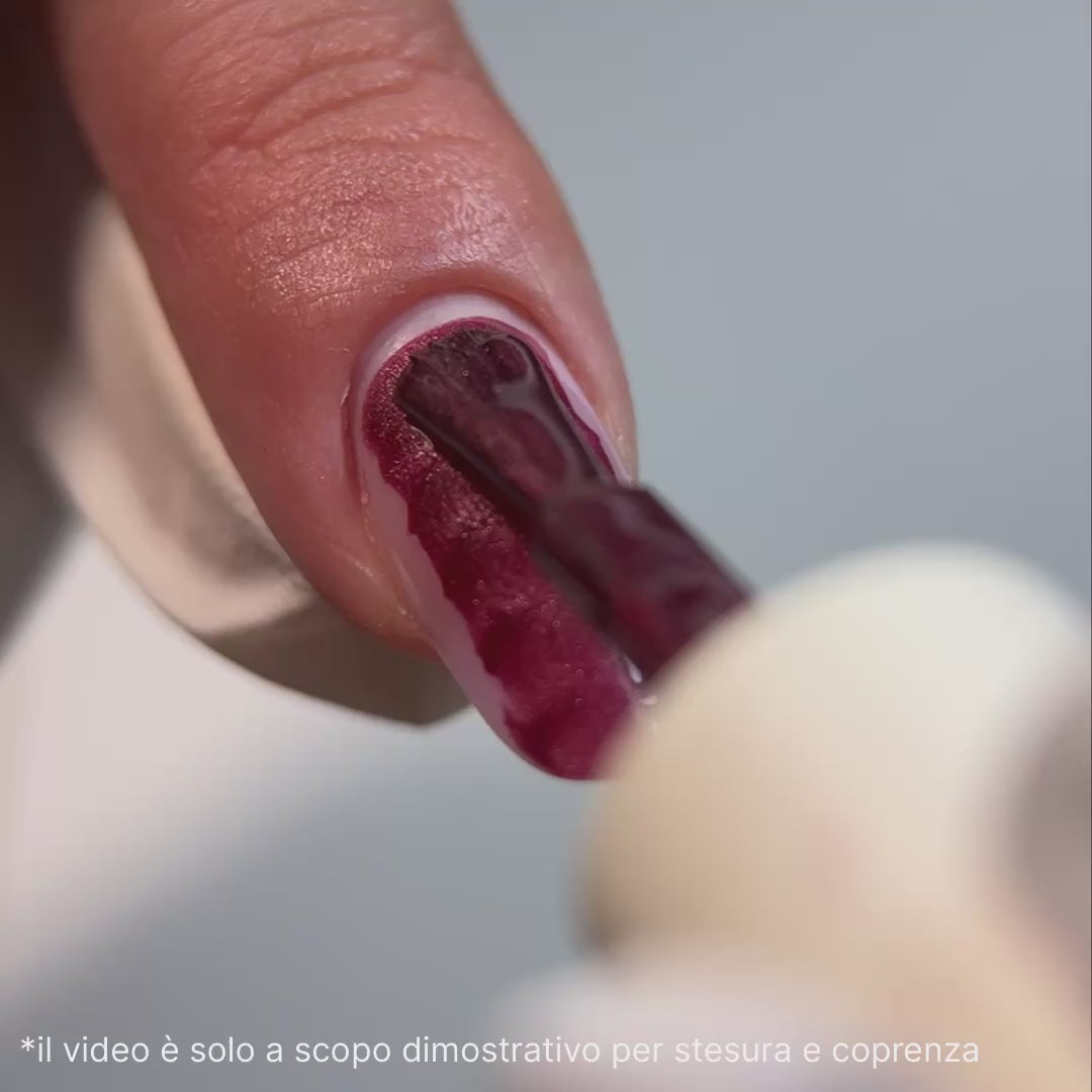 Upload video: Cat Eye C207 Gel Polish