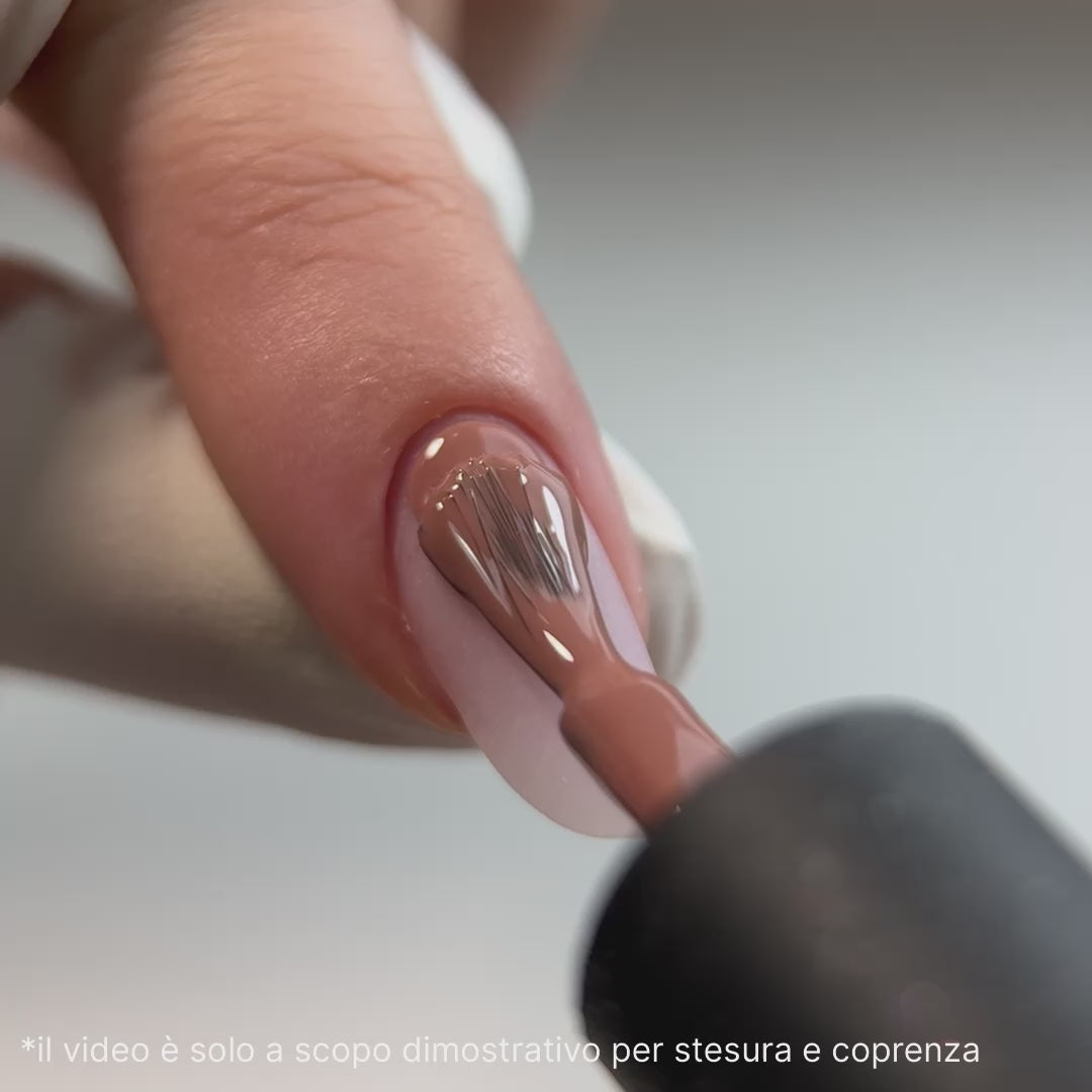 Upload video: Smalto Semipermanente Confidence C238