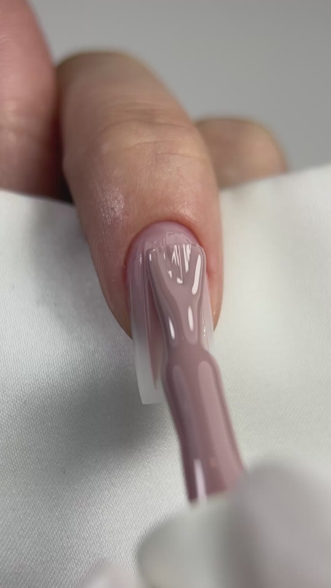Upload video: Liquid Gel Nude Brulée 14 ml