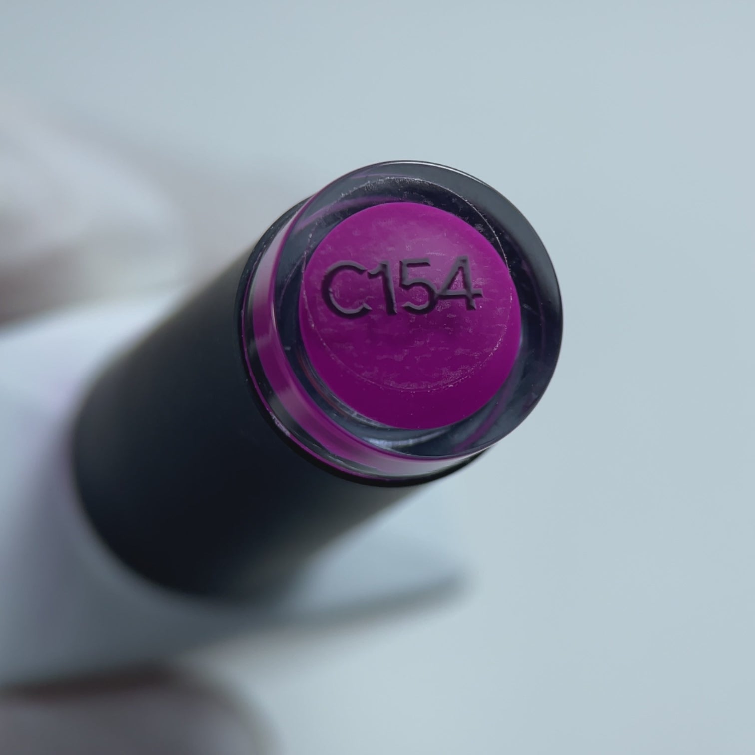 Carica video: Semipermanenter Nagellack &lt;tc&gt;Violetta&lt;/tc&gt; - C154