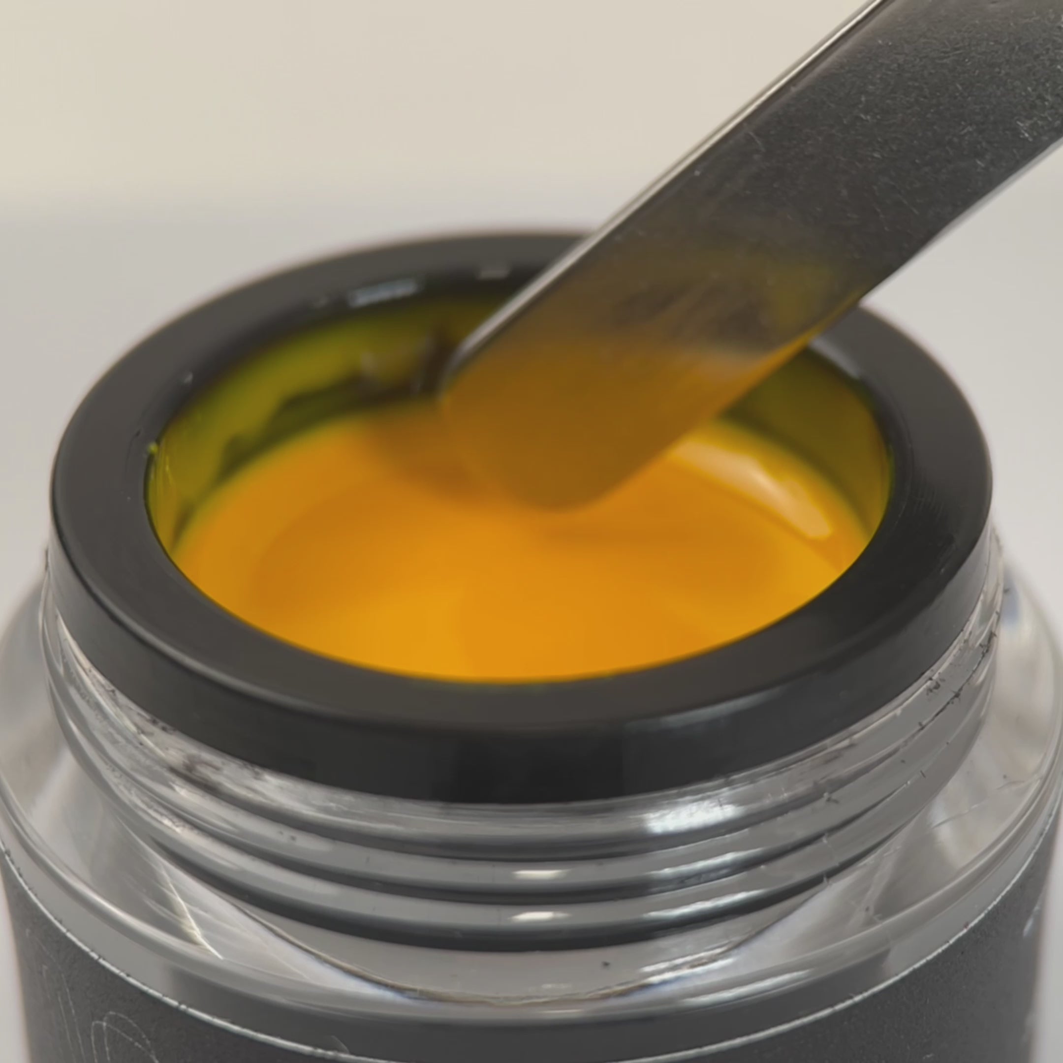 Carica video: Gel per decorazioni Painting Gel - yellow