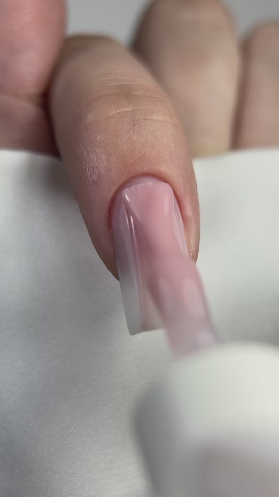 Upload video: Liquid Gel Light Nude 14 ml