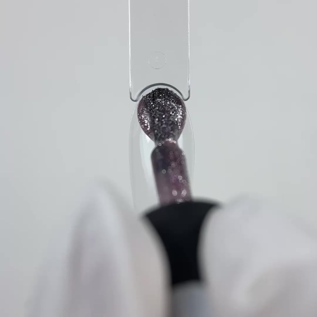 Carica video: Smalto Semipermanente Cat Eye C173