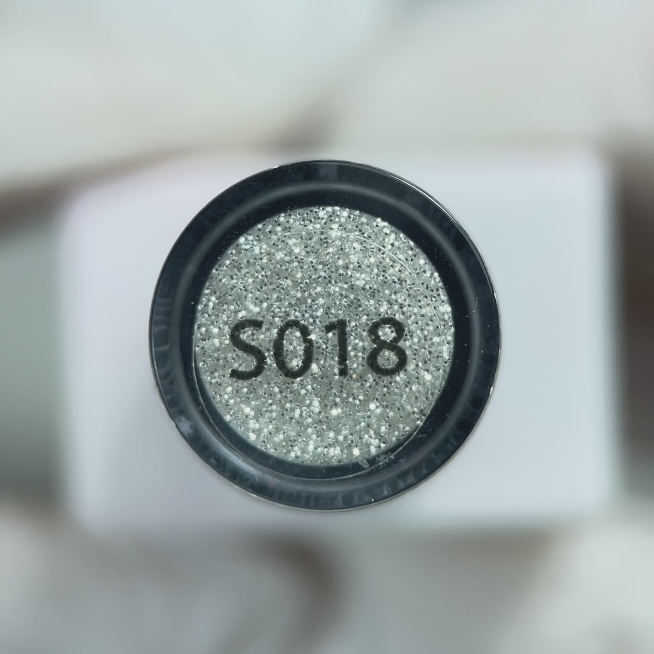 Upload video: Stesura Colore Semipermanente S018