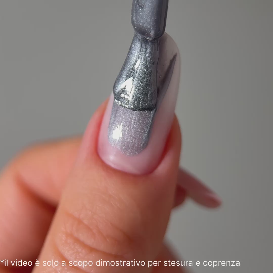Carica video: GEL POLISH C253