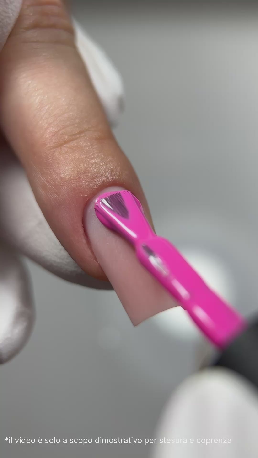 Upload video: Semi-Permanent Nail Polish Ballet Pink C219