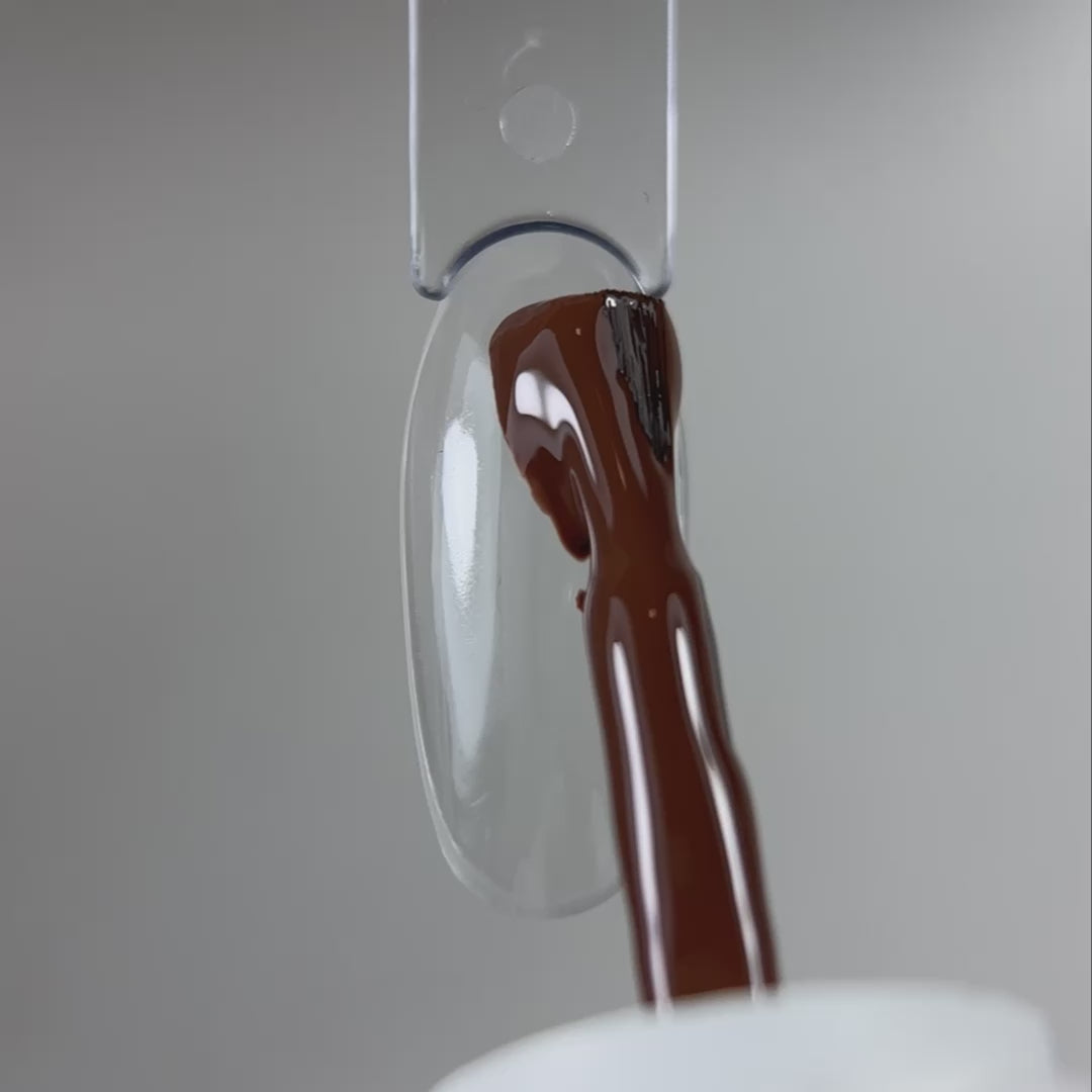 Carica video: Smalto Semipermanente Milk Chocolate C190