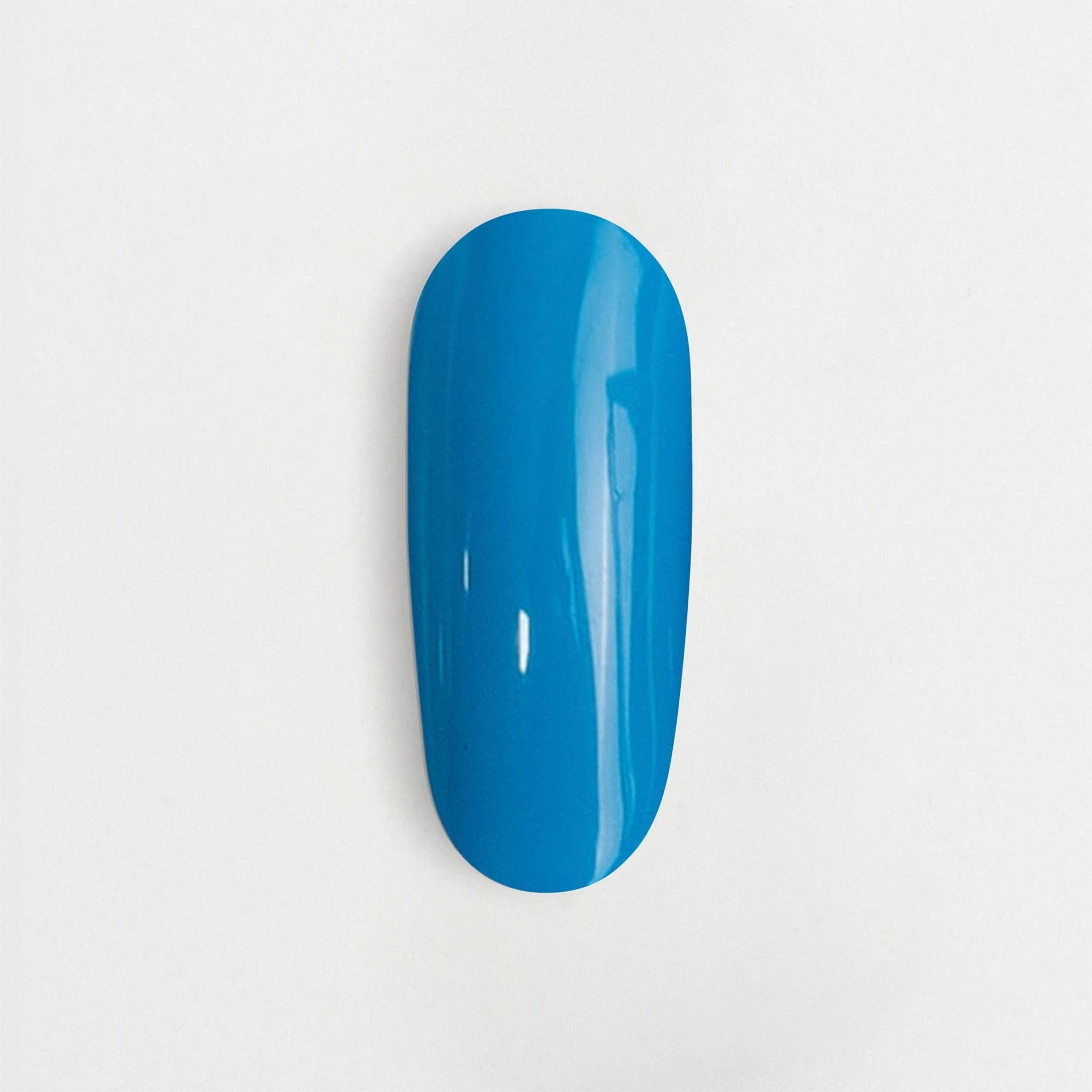 semi-permanent nail polish Blu i10 Winter